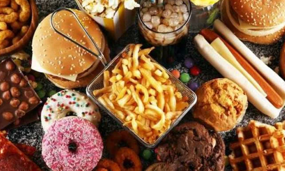 pola-makan-modern-berpengaruh-pada-gaya-hidup