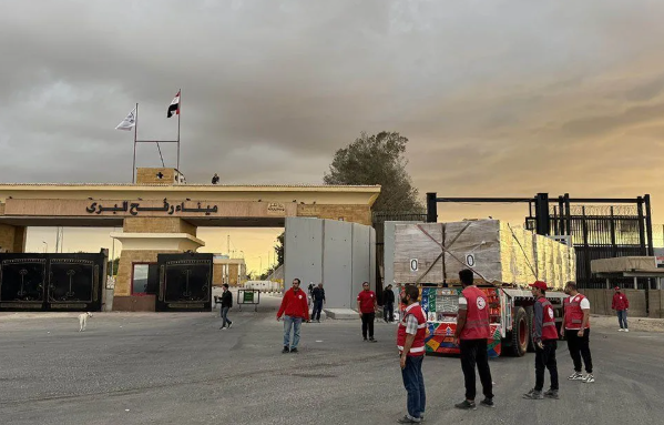 Rafah Crossing Dibuka Kembali, Hanya 17 Orang