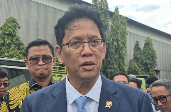 Moody's Turunkan Outlook Kredit Indonesia