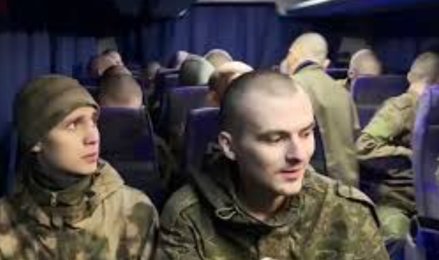 Rusia-Ukraina Tukar 314 Tawanan Usai Bicara UAE