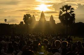 Ekuinoks di Angkor Wat Fenomena Matahari Terbit Paling Ikonik